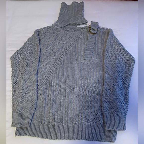 New - Gray Long Sleeve Off the Shoulder Turtleneck Knit Fall Sweater Small - Picture 7 of 11